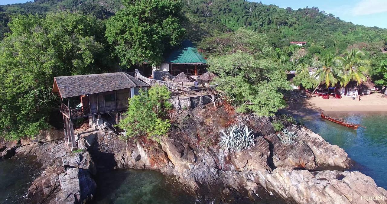 Auberge Le Maki Lodge Ampangorinana المظهر الخارجي الصورة